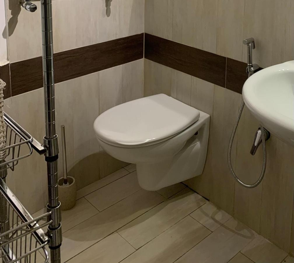 Ground Floor City Center 85 Барі Екстер'єр фото